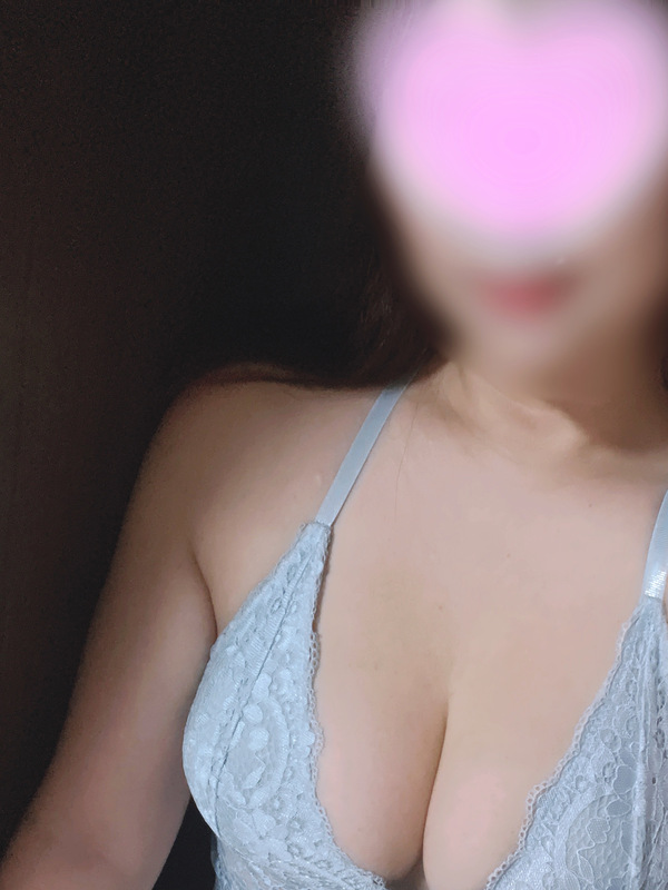 本間なみの写真1枚目