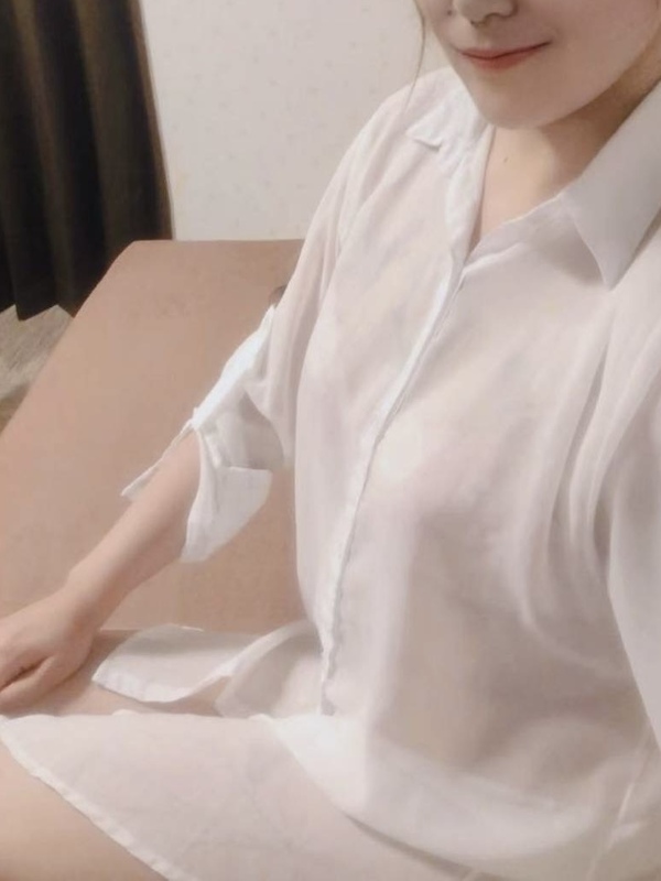 本条理沙の写真1枚目